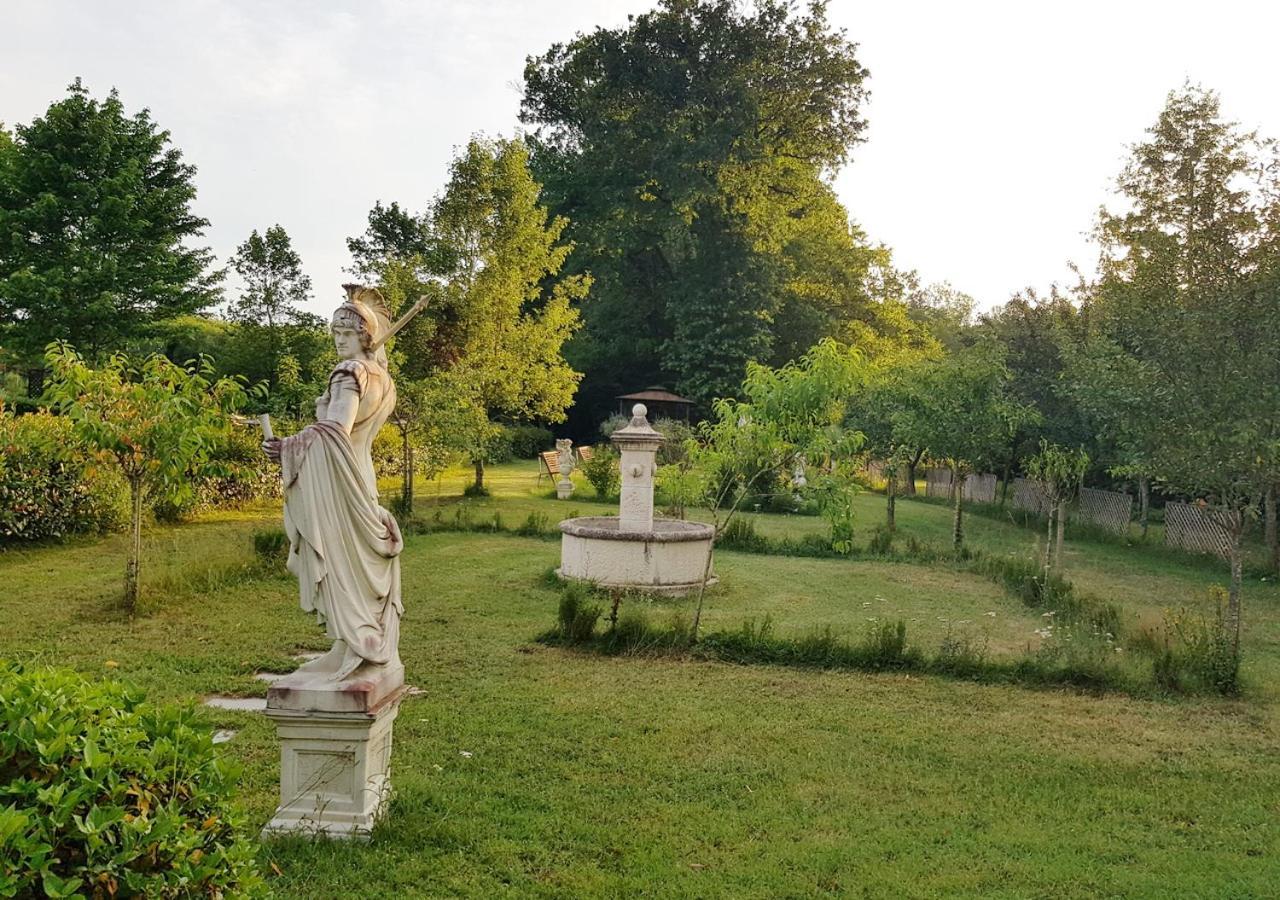 Chateau Des Perichons Poncins Luaran gambar
